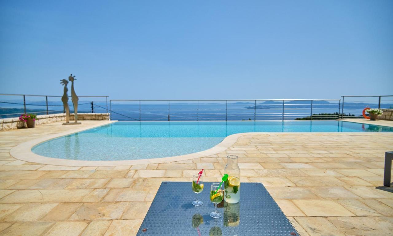 Artisthouse Sinies Corfu Villa Porta